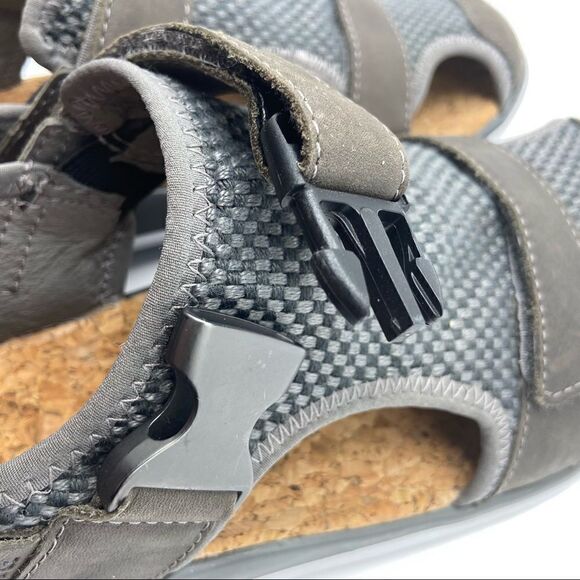 Teva Men’s Terra Float Fisher Sandals 9 Gray NWT - Picture 7 of 12